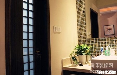 213P32348-12.jpg