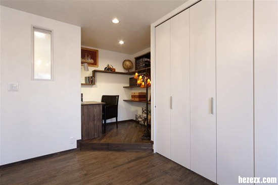 79182BD7AE4F.jpg
